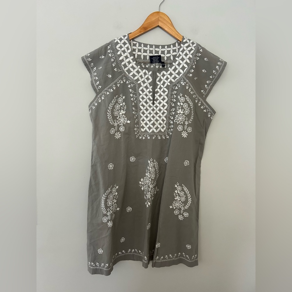 Madison Mathews Gray Embroidered Tunic Mini Dress